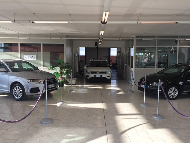 dealer showroom